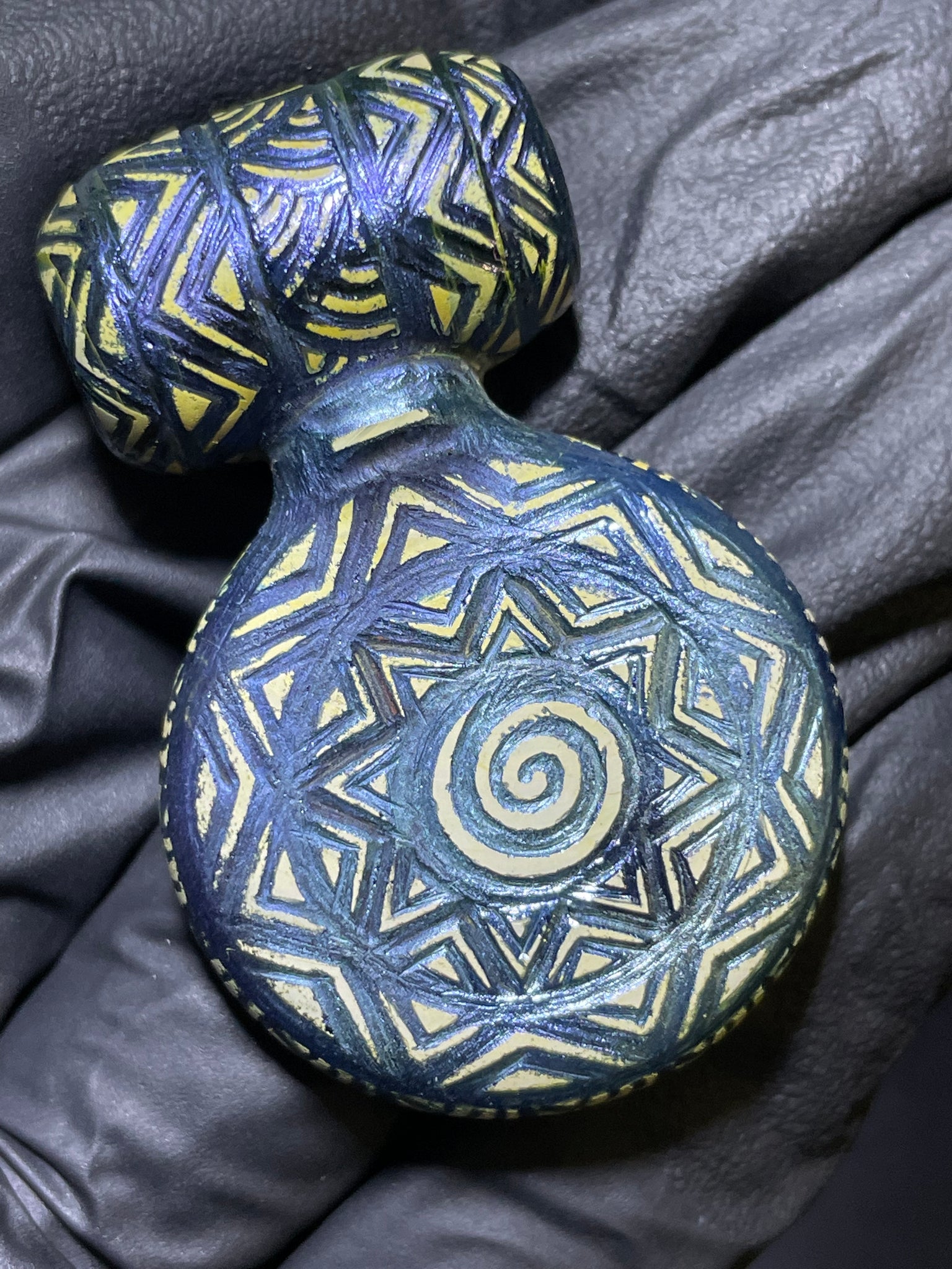 YG Glass - Etched Pendy