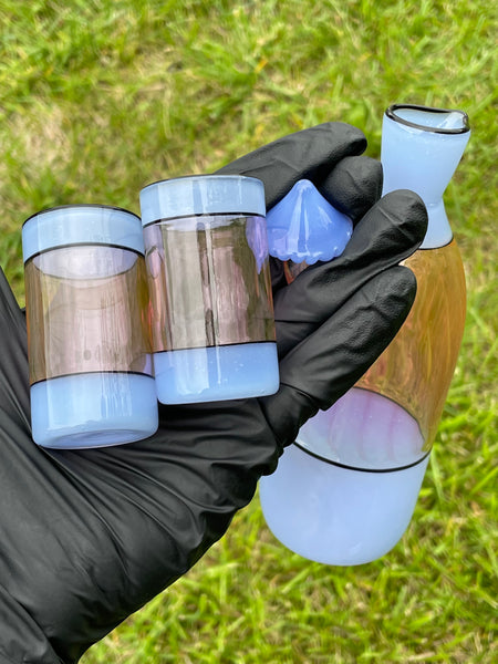 Tuggs & Stayl - Sake Bottle Set